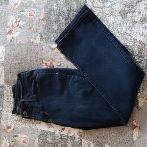 Old Navy Curvy Profile Mid-Rise Denim Blue Jeans, Size 6. Dark Wash. EUC!